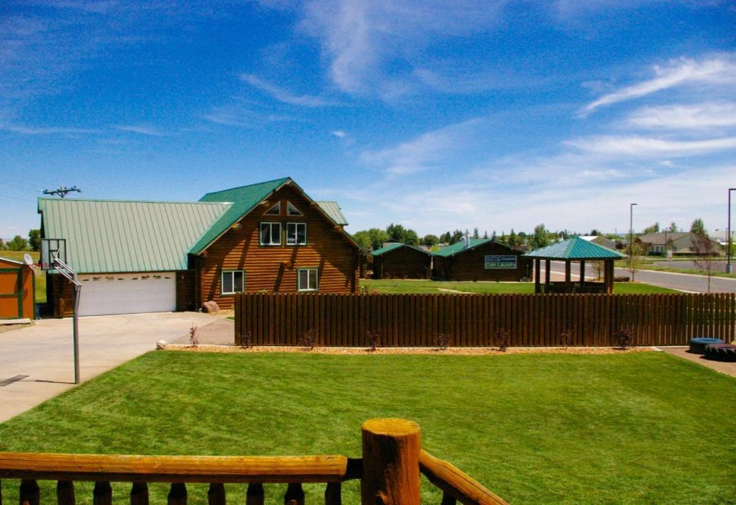 Country Cabins Inn Lyman Extérieur photo